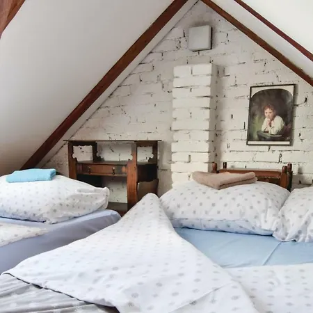 Four Bedroom Holiday In * Hostinné